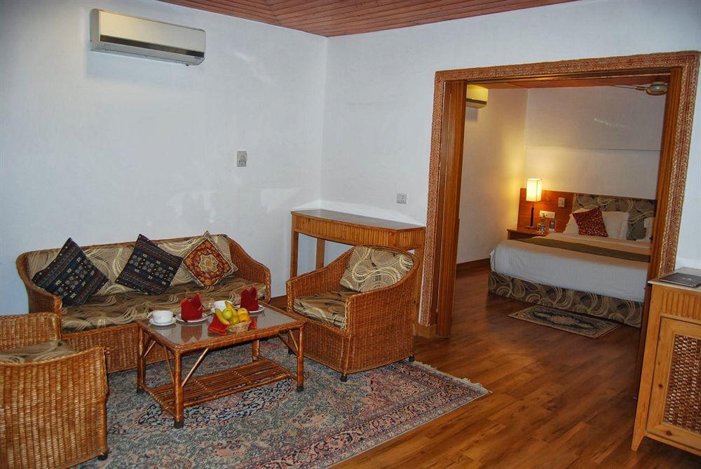 Hotel Heevan Resort Srinagar  Exterior photo